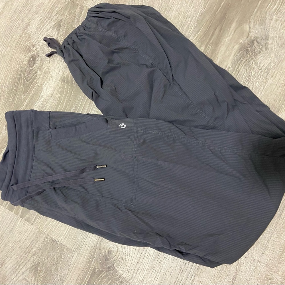 Lululemon Dance Studio Pant Mid Rise Regular (GREY, SIZE 6)